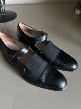 Via Spiga Black Leather Slip-On Loafers with Elastic Strap